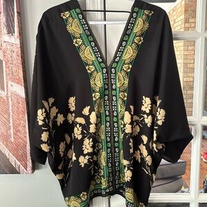 Rose & Olive v neck tunic